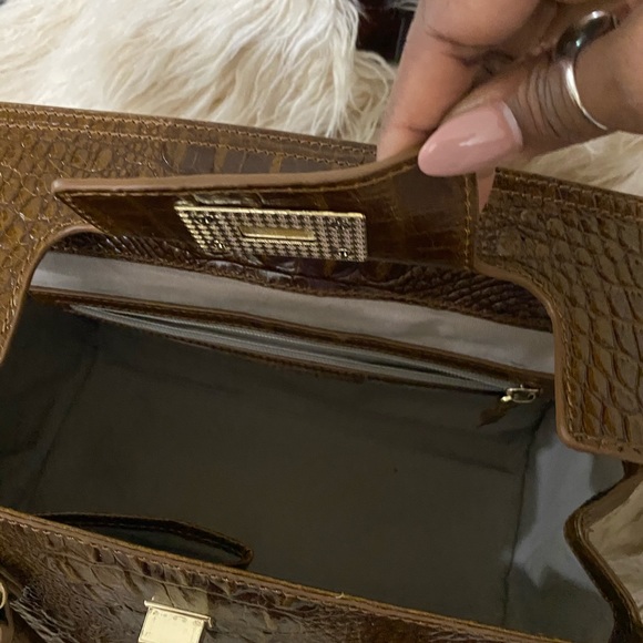 Brown Croc leather handbag - Picture 3 of 6